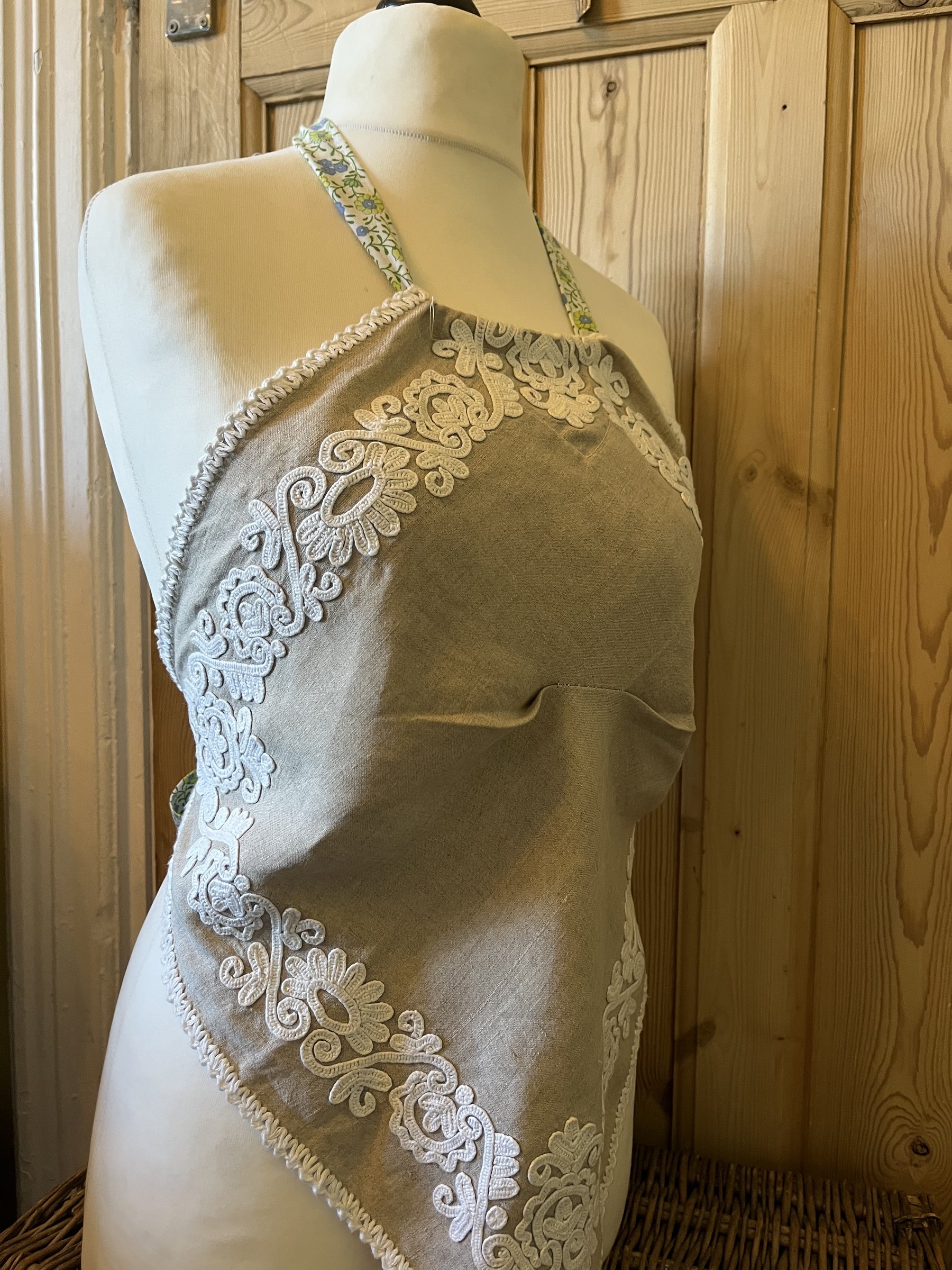 Vintage linen halter neck top.